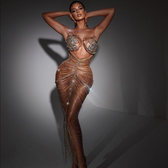 ~Cascading Consecration~ - Picture 3 of 16